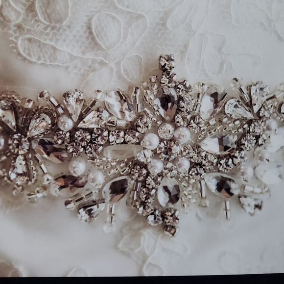 Wedding Dress - Picture 2 of 4